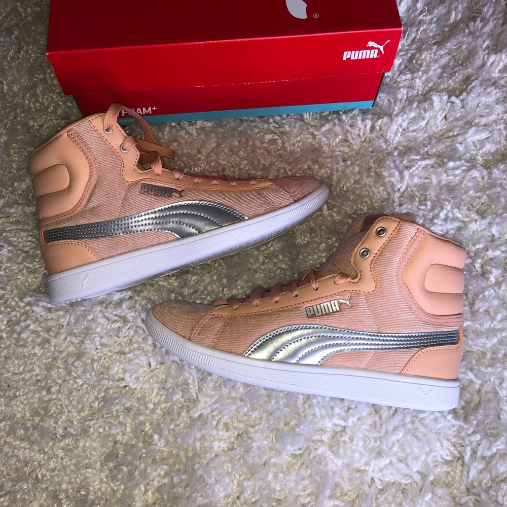 Puma women’s blush pink mid tops